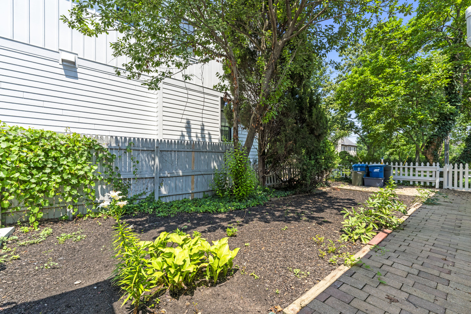 5654 S Washington Street, Hinsdale, IL 60521