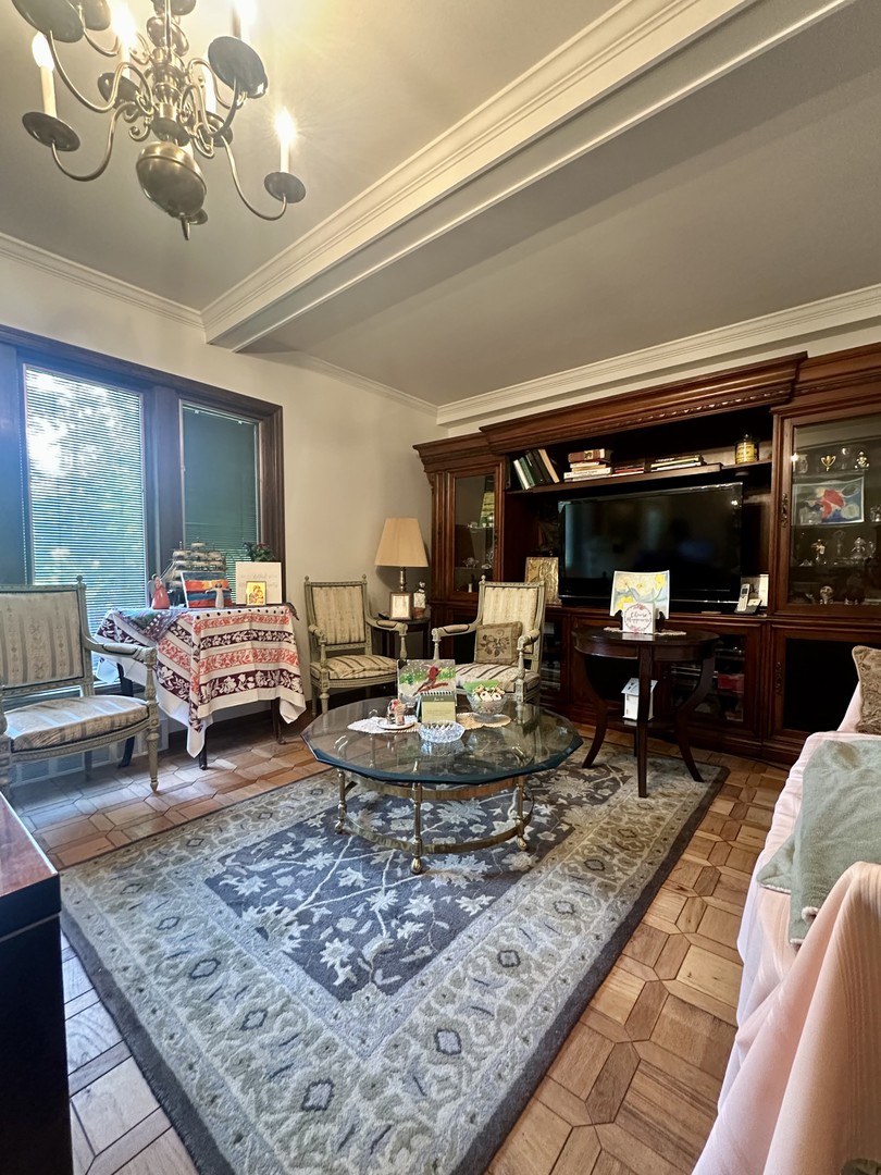 205 Timber Trail Drive, Oak Brook, IL 60523
