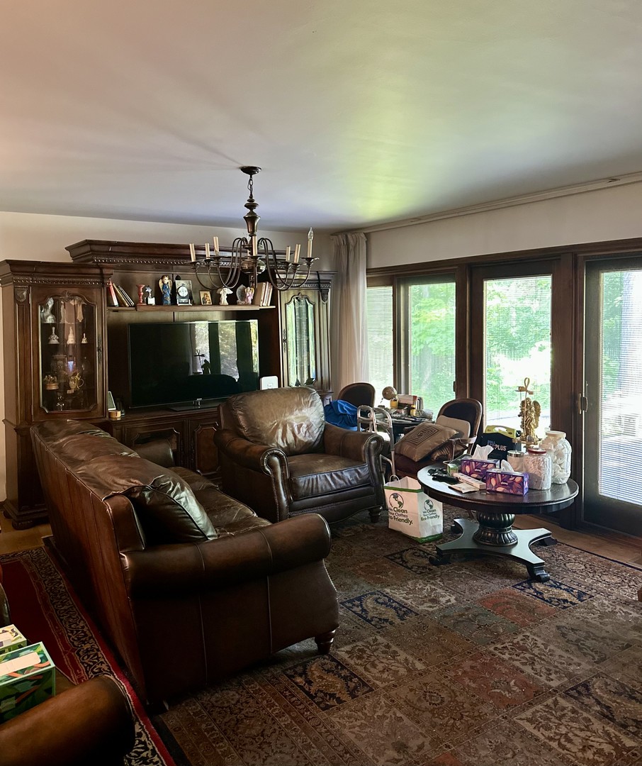 205 Timber Trail Drive, Oak Brook, IL 60523