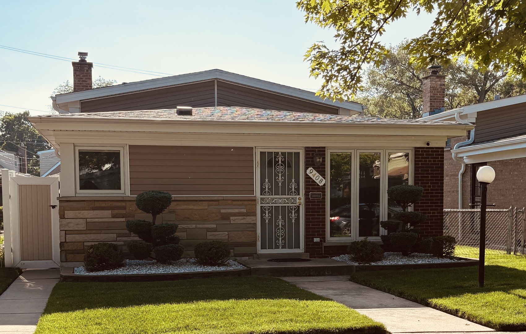 9408 S Union Avenue, Chicago, IL 60620