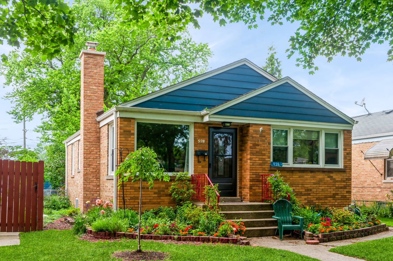 928 Grey Avenue, Evanston, IL 60202