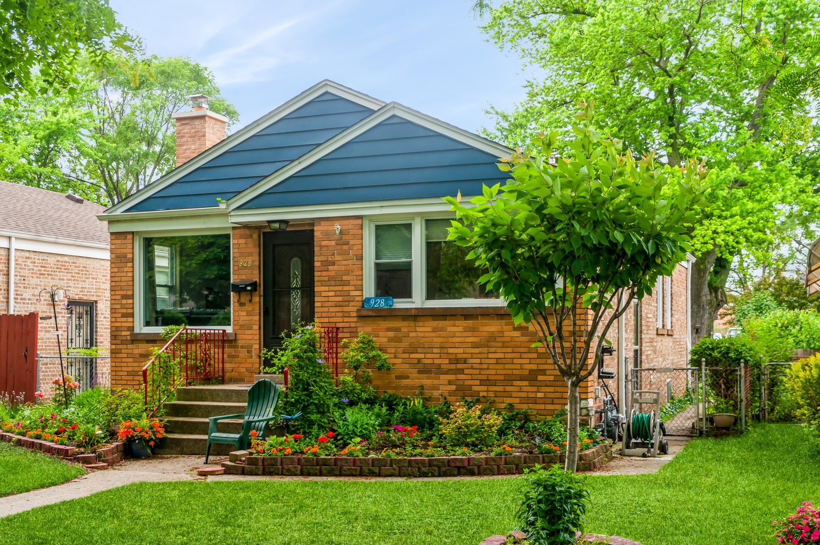 928 Grey Avenue, Evanston, IL 60202