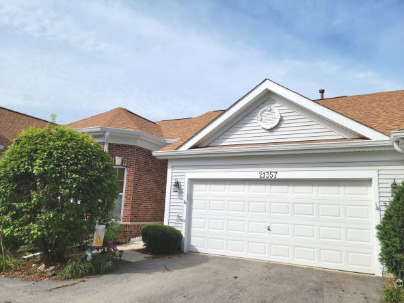 21357 W Douglas Lane, Plainfield, IL 60544