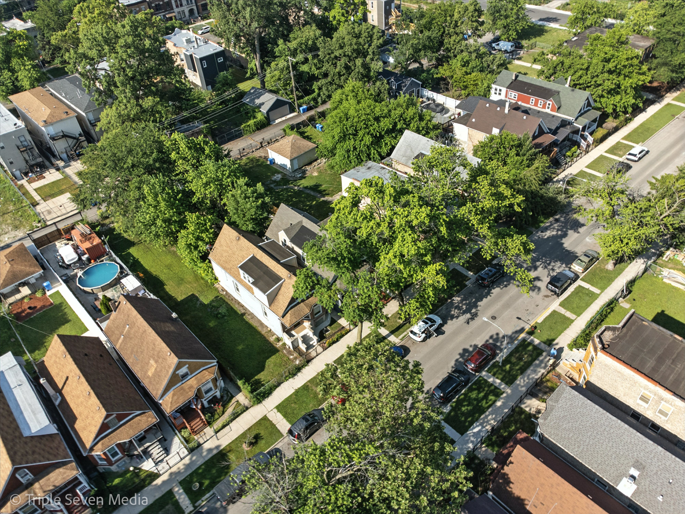 3425 W Carroll Avenue, Chicago, IL 60624