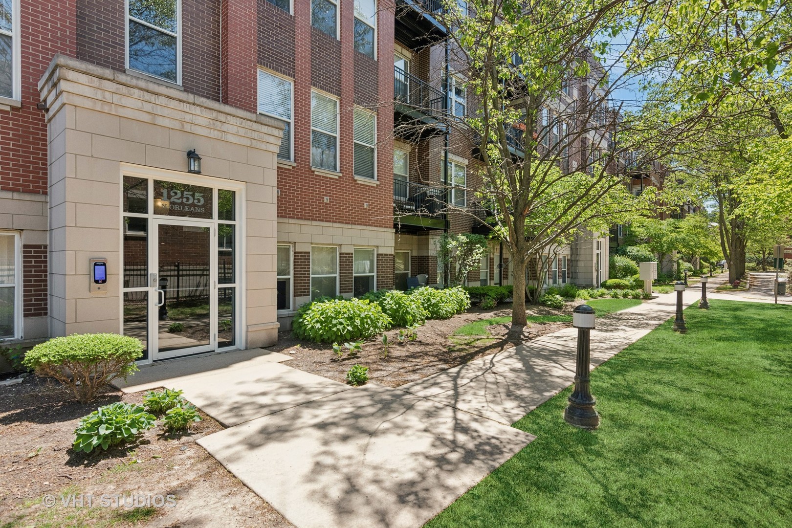 1255 N Orleans Street #1103, Chicago, IL 60610
