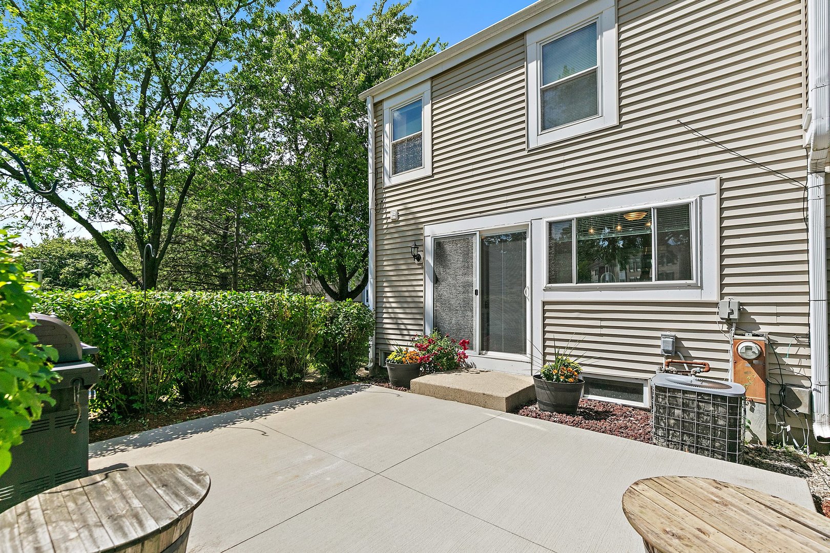 2165 Greystone Place, Hoffman Estates, IL 60169