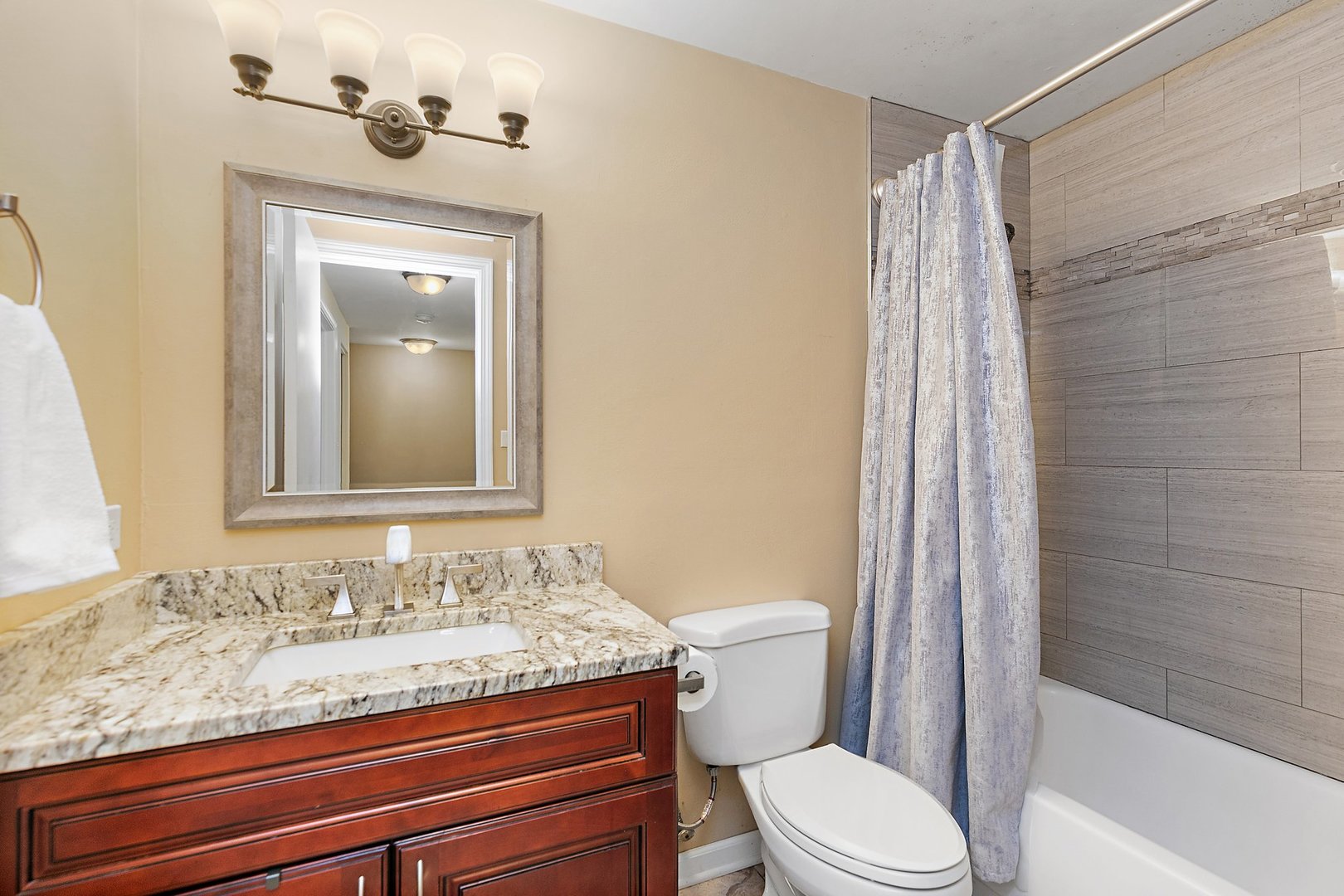 2165 Greystone Place, Hoffman Estates, IL 60169