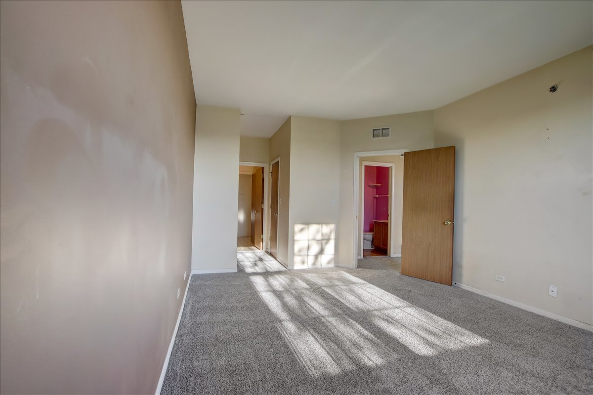 8108 Concord Lane #K, Justice, IL 60458