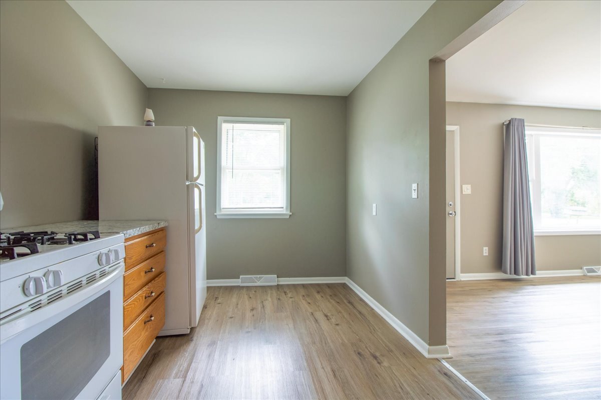 507 E Lee Street #A, Plano, IL 60545