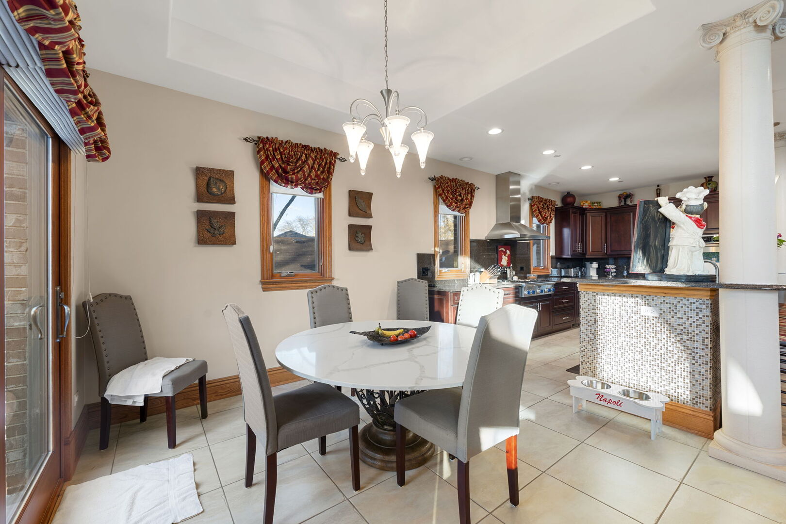 200 N School Street, Mount Prospect, IL 60056