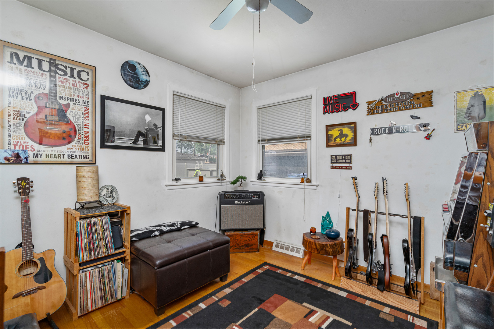 10805 S Oak Park Avenue, Worth, IL 60482