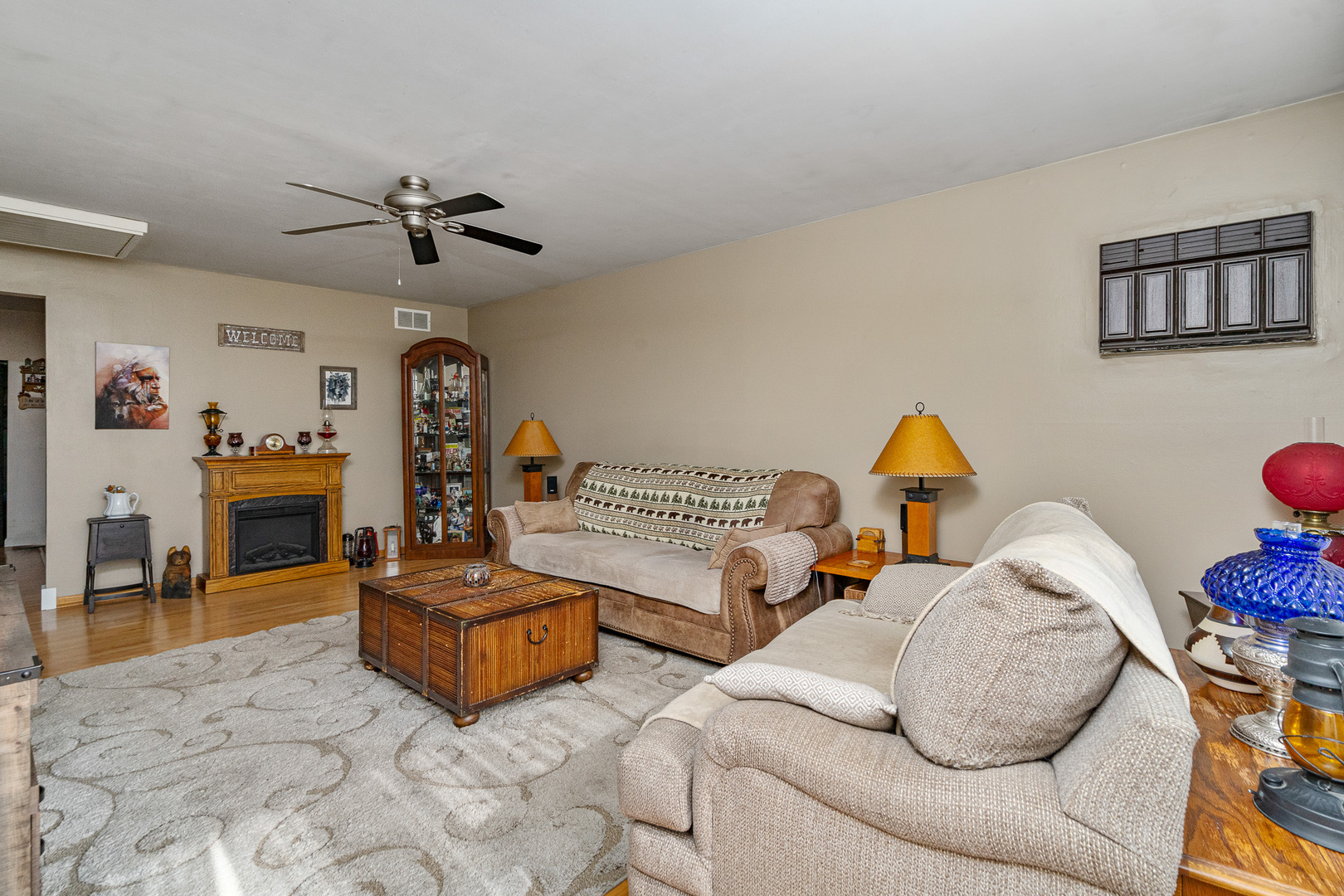 10805 S Oak Park Avenue, Worth, IL 60482