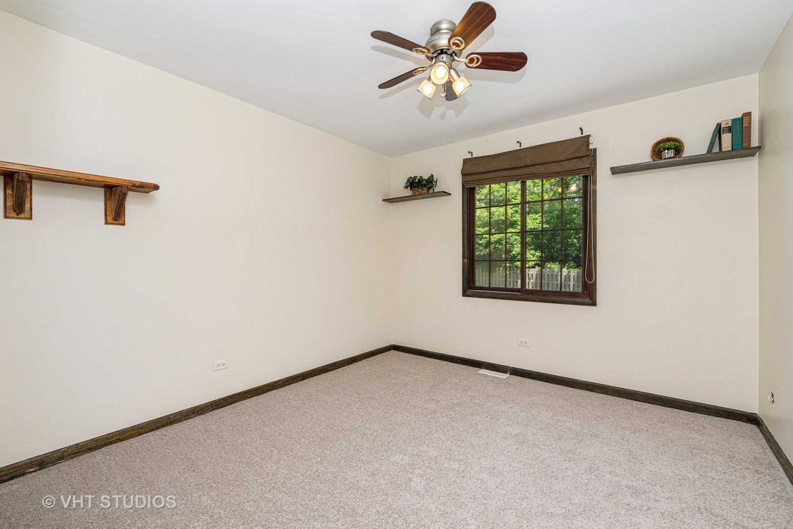 4816 Hickory Way, Johnsburg, IL 60051
