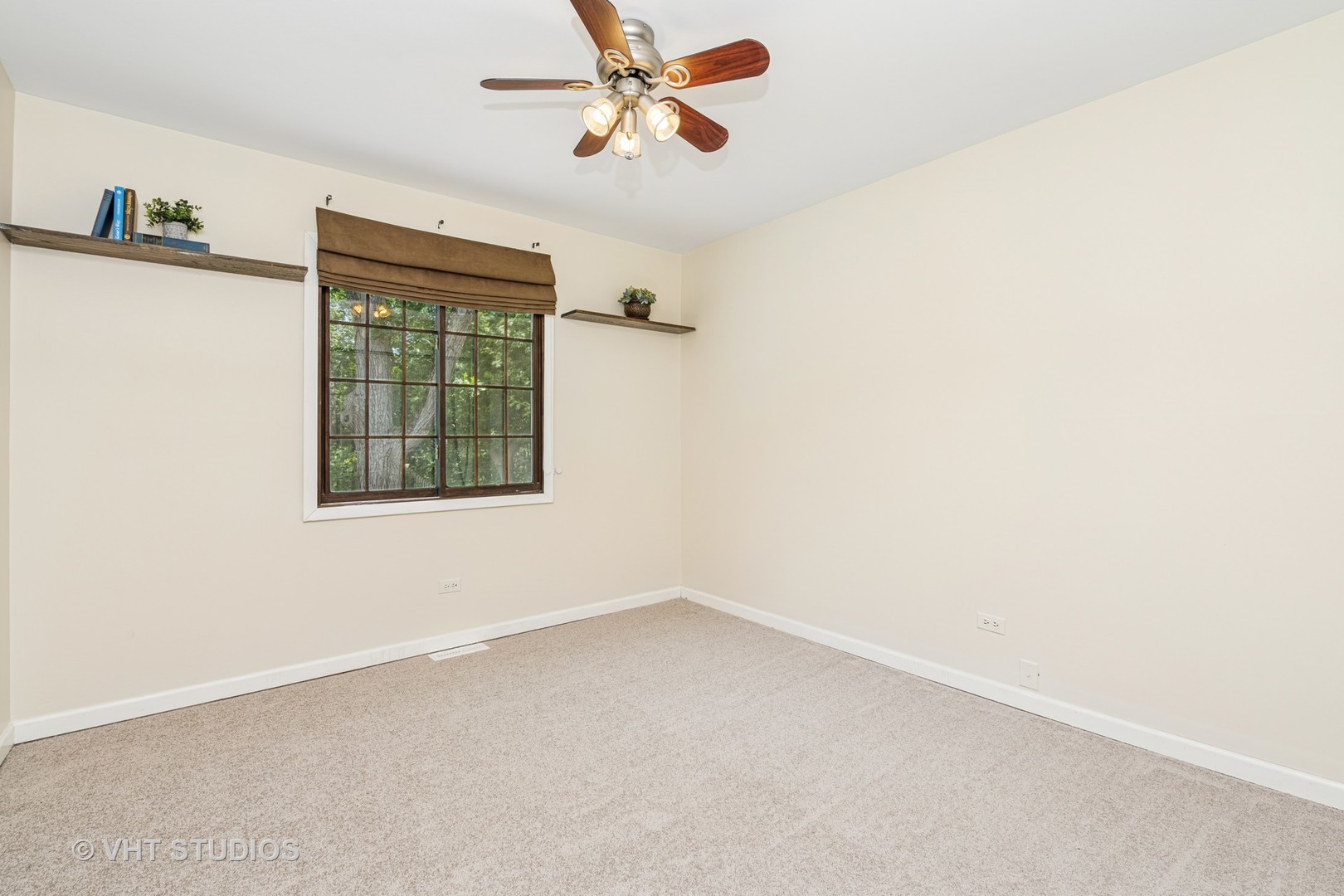 4816 Hickory Way, Johnsburg, IL 60051