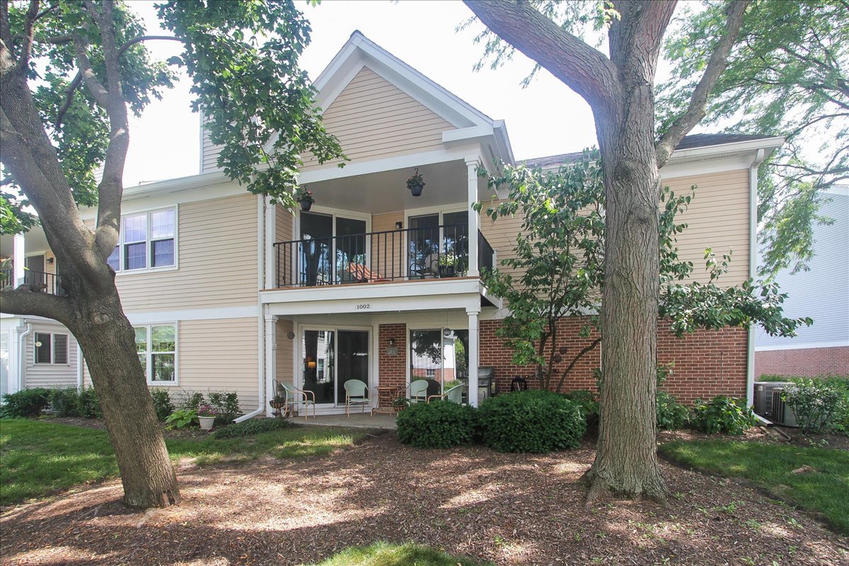 1002 Butternut Lane #A, Mount Prospect, IL 60056