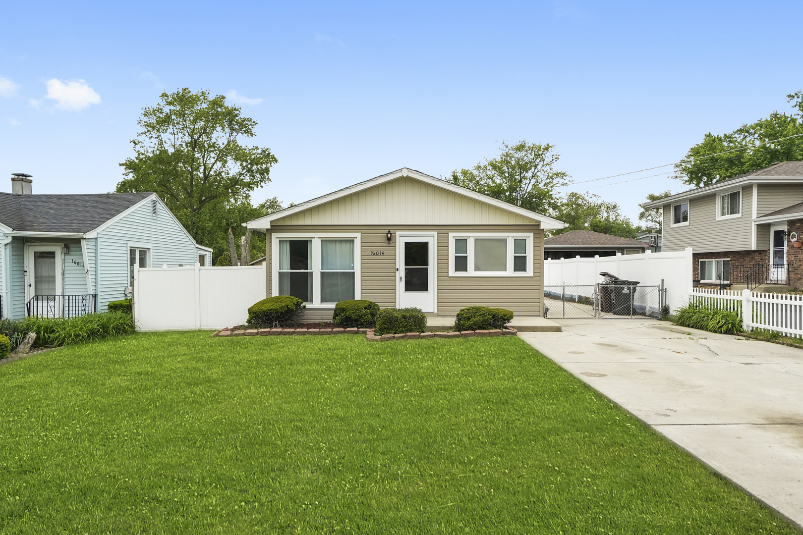 16014 Laramie Avenue, Oak Forest, IL 60452