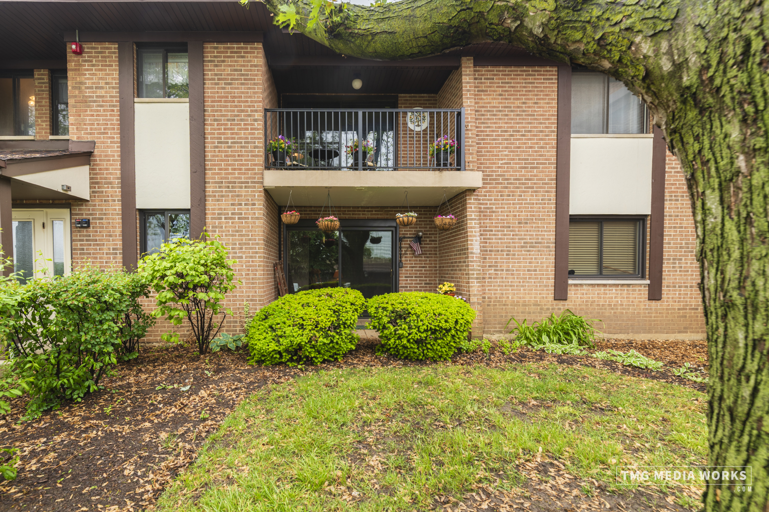 8212 Anchor Drive #501, Woodridge, IL 60517