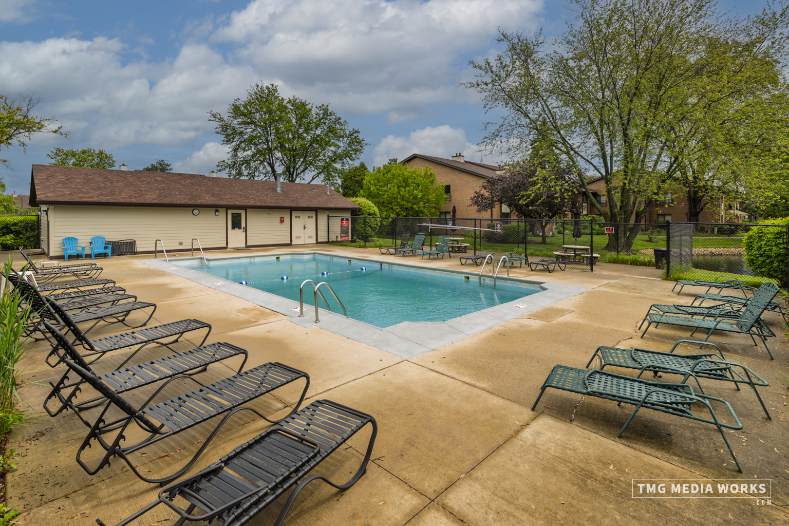 8212 Anchor Drive #501, Woodridge, IL 60517