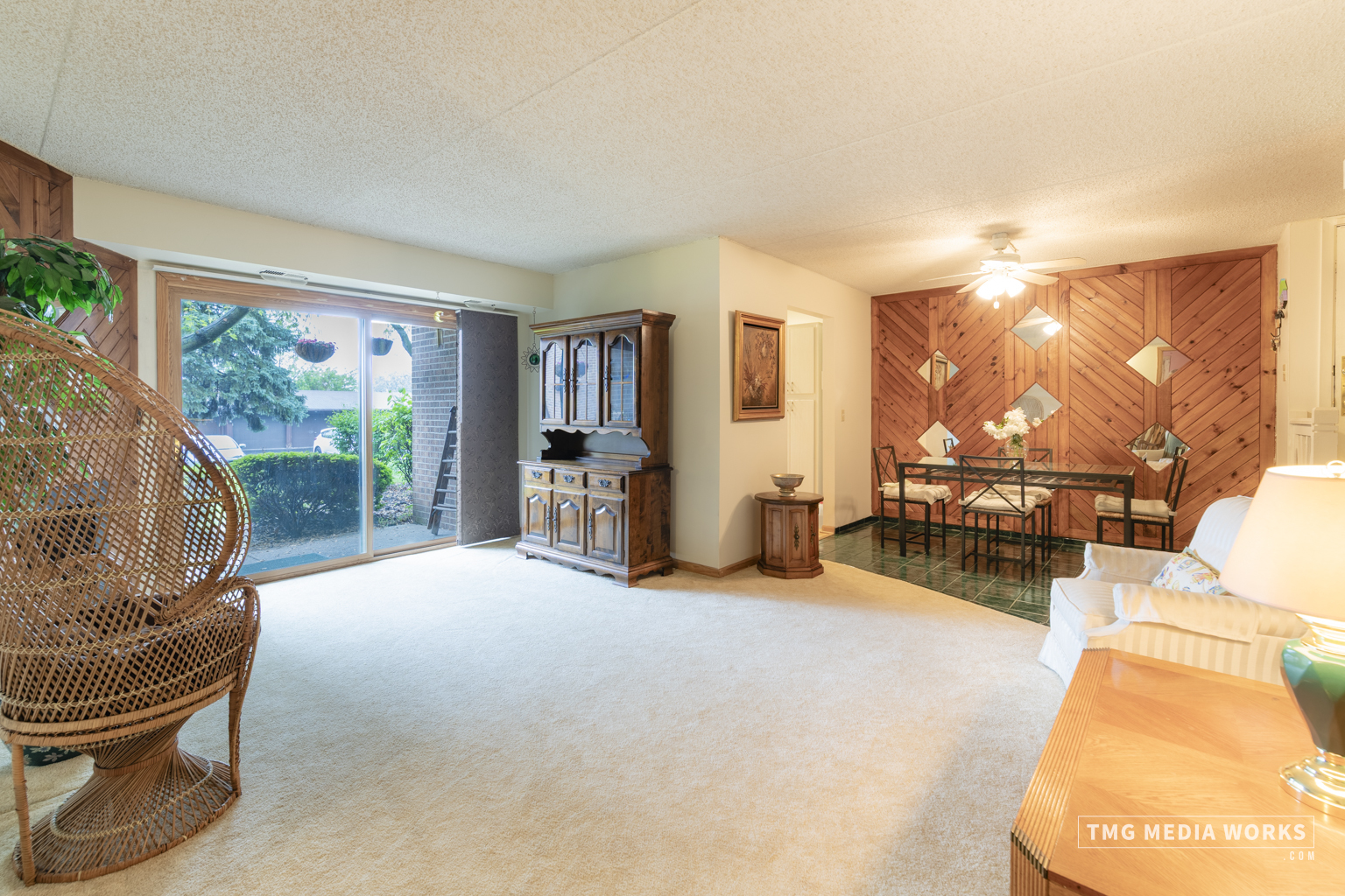 8212 Anchor Drive #501, Woodridge, IL 60517