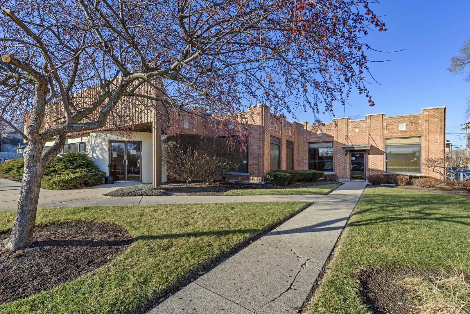 407 W Jefferson Street, Joliet, IL 60435