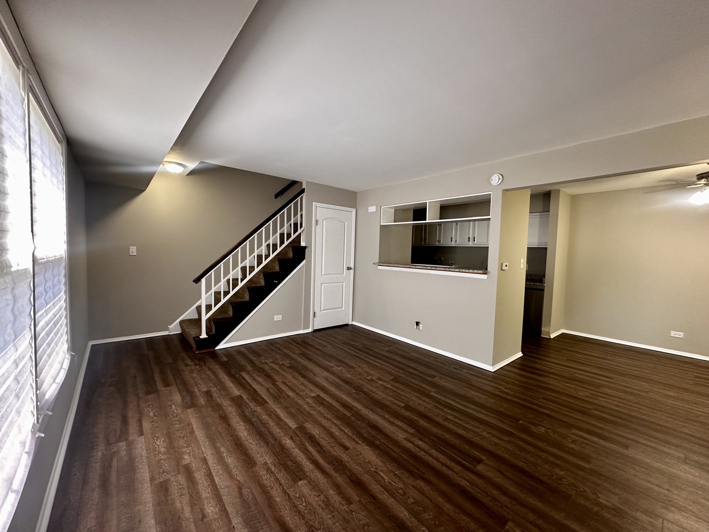 1401 N Glen Circle #D, Aurora, IL 60506