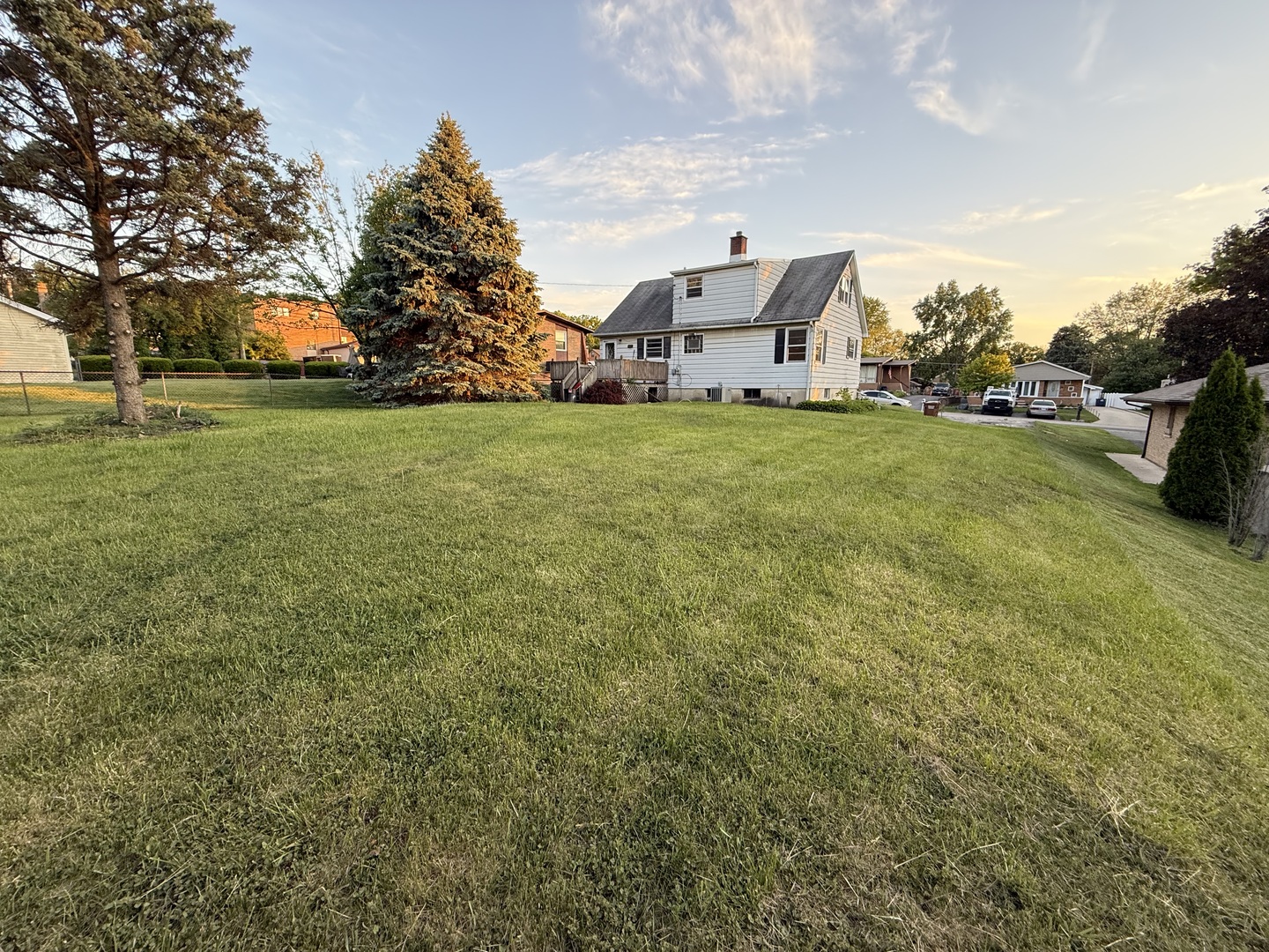 106 Kazwell Street, Willow Springs, IL 60480