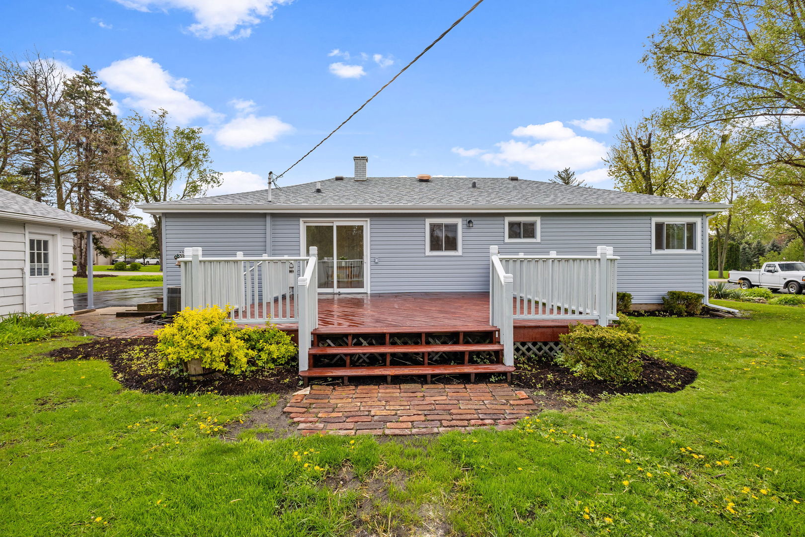 646 68th Street, Willowbrook, IL 60527
