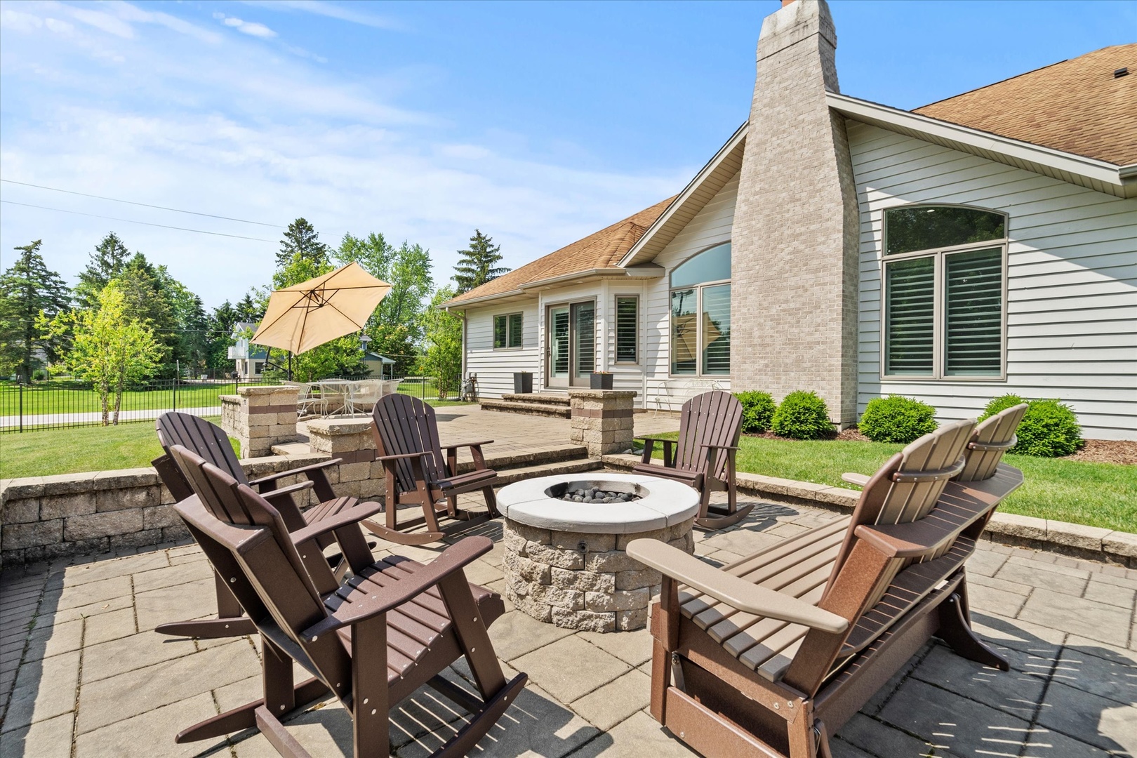 12203 Walker Road, Lemont, IL 60439
