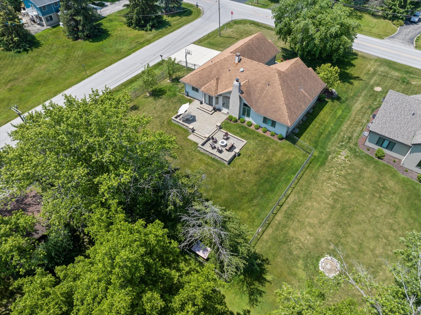 12203 Walker Road, Lemont, IL 60439