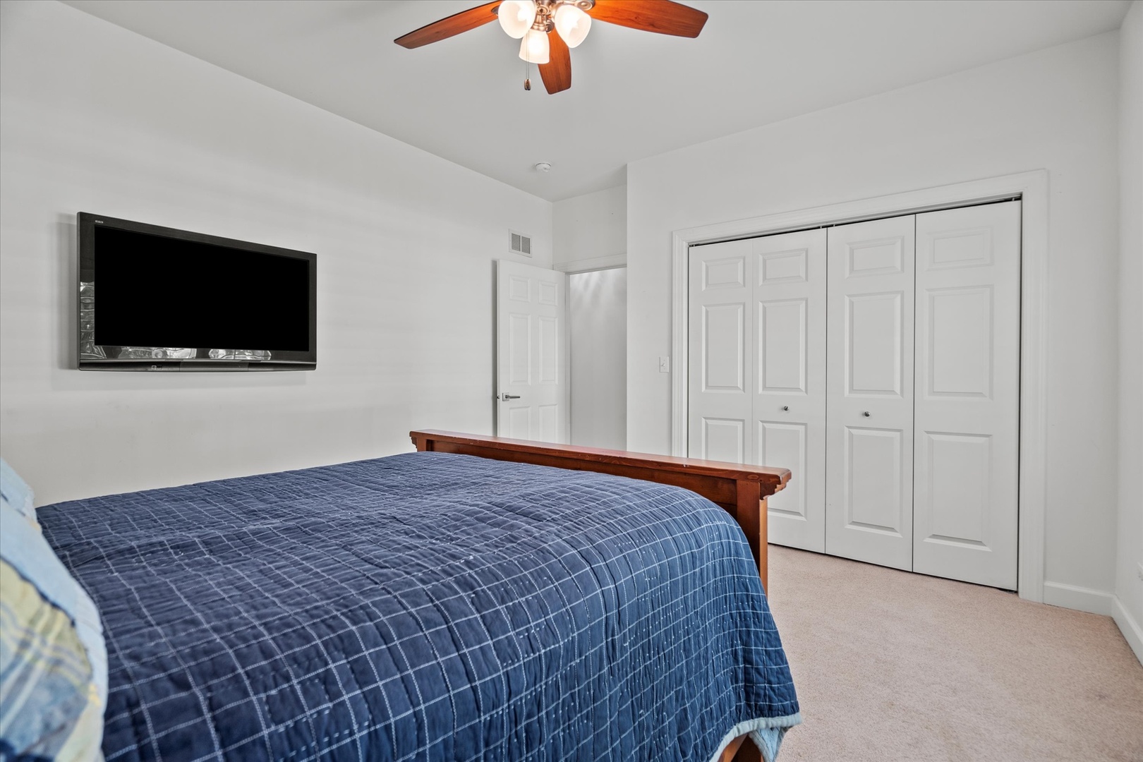 12203 Walker Road, Lemont, IL 60439