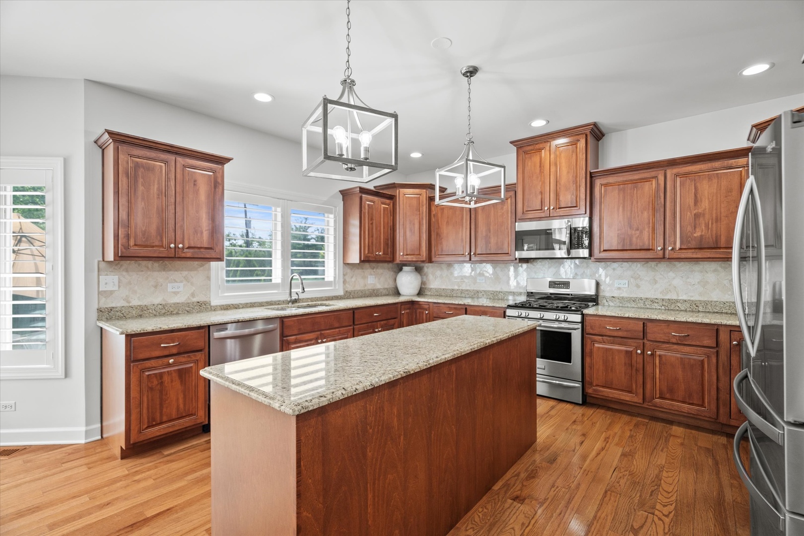 12203 Walker Road, Lemont, IL 60439