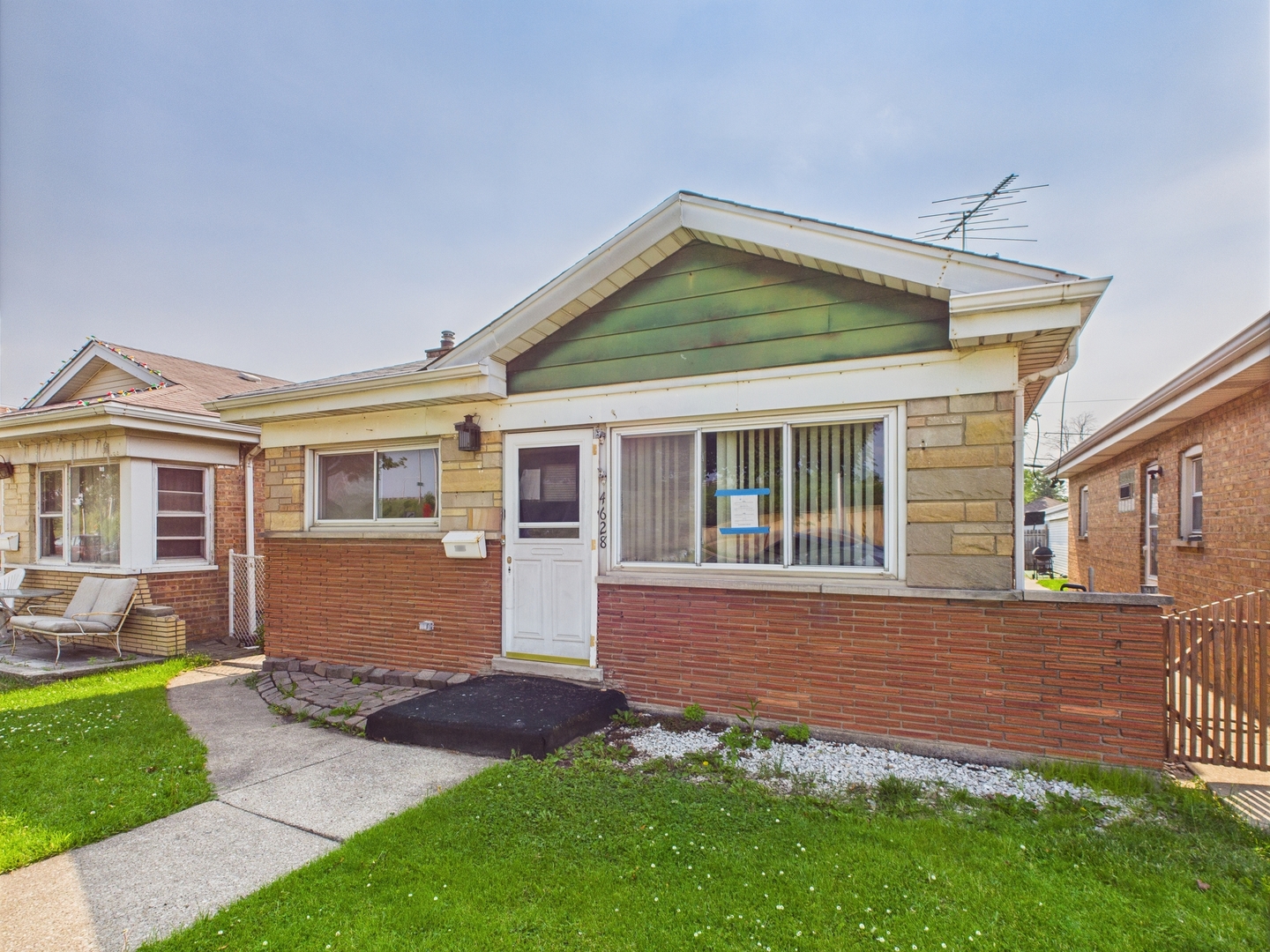 4628 1st Avenue, Lyons, IL 60534