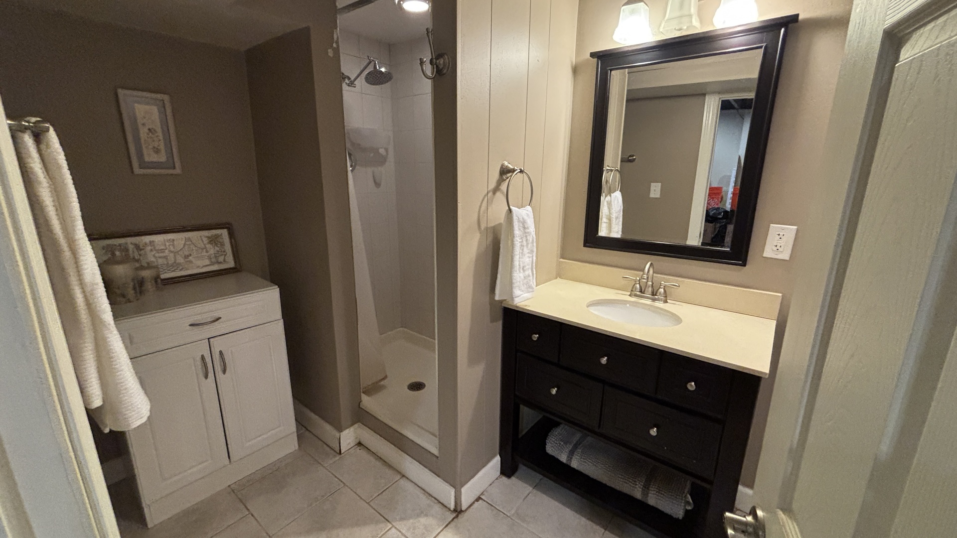 1317 N Mitchell Avenue, Arlington Heights, IL 60004