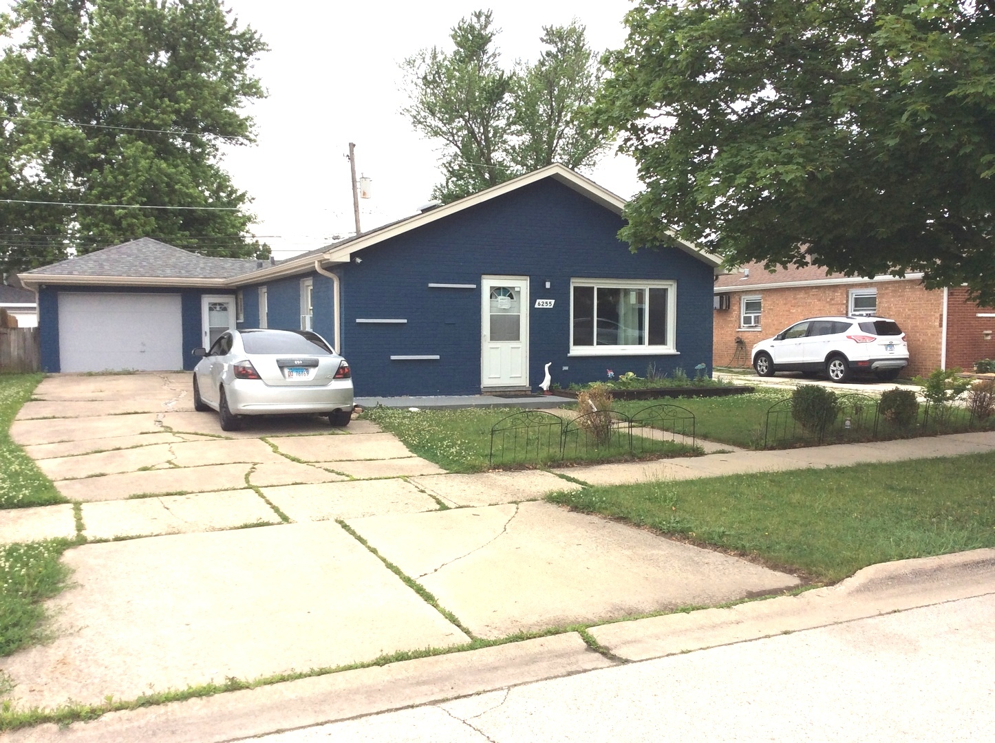 6255 Birmingham Street, Chicago Ridge, IL 60415