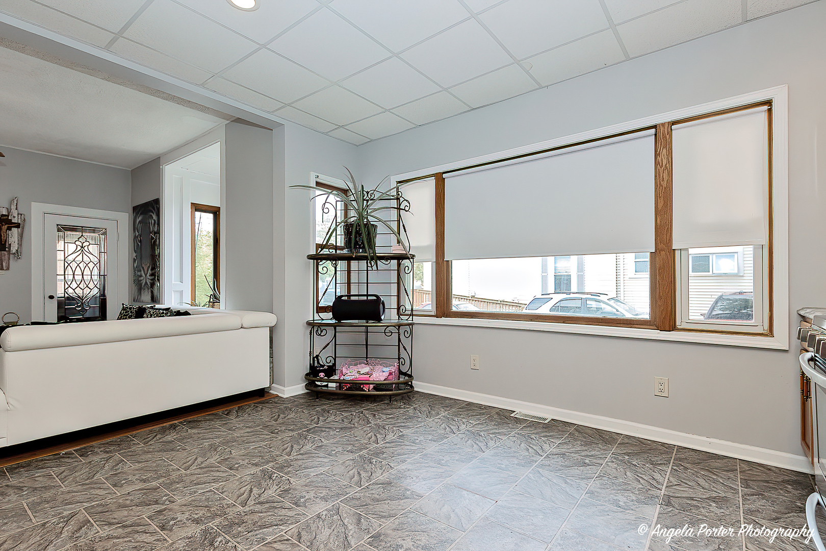 411 N Madison Street, Woodstock, IL 60098
