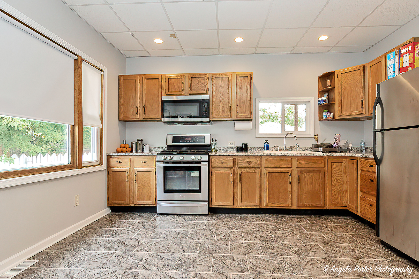 411 N Madison Street, Woodstock, IL 60098