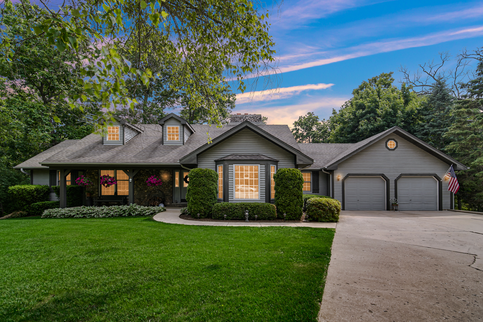 25115 W Cedarwood Lane, Ingleside, IL 60041