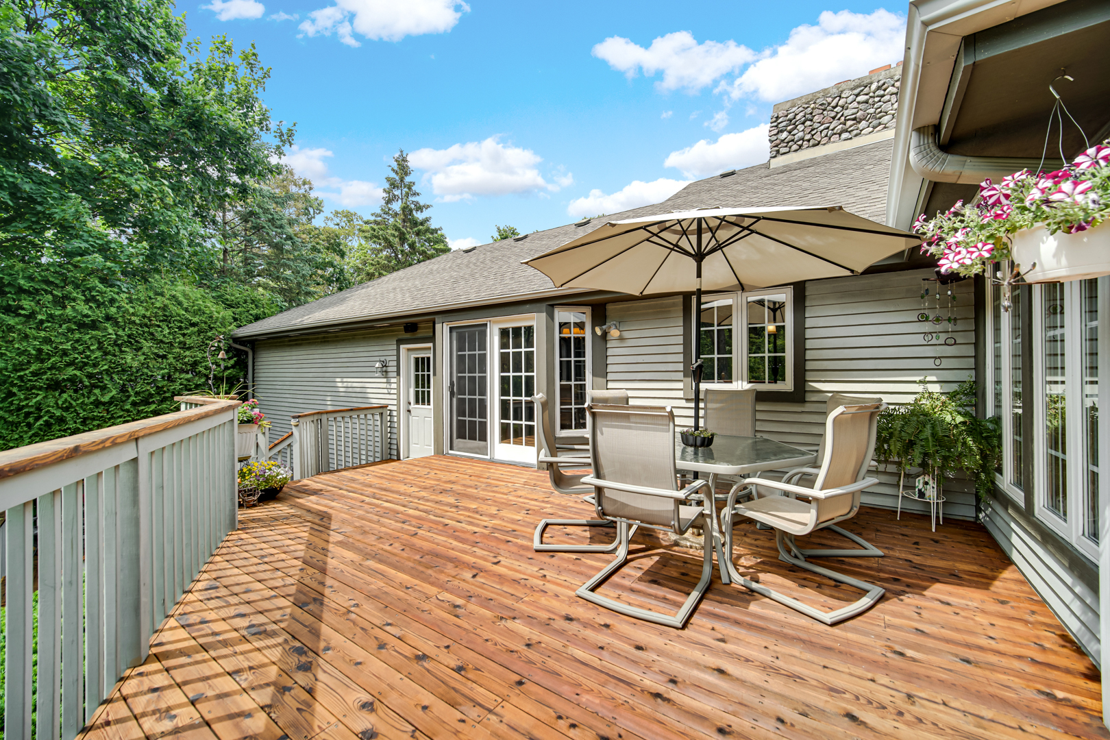 25115 W Cedarwood Lane, Ingleside, IL 60041