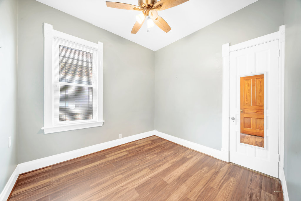 12553 Greenwood Avenue, Blue Island, IL 60406
