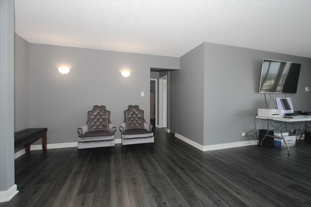 2005 S Finley Road #1102, Lombard, IL 60148