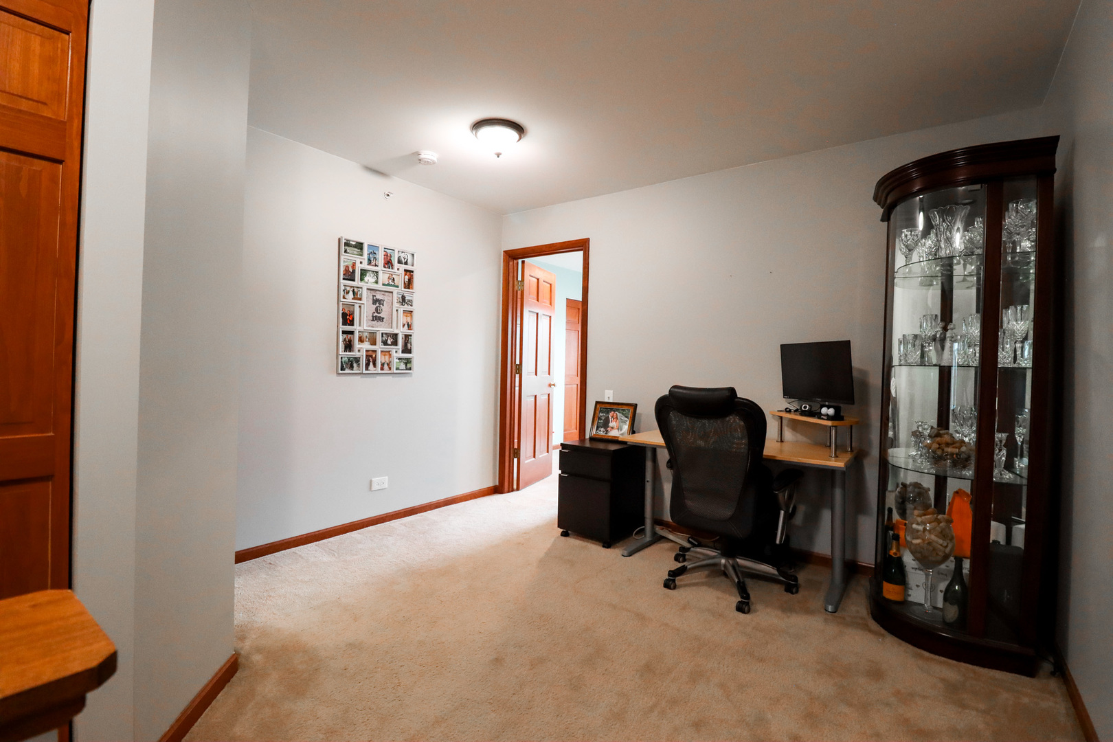 2234 S Elizabeth Street, Lombard, IL 60148