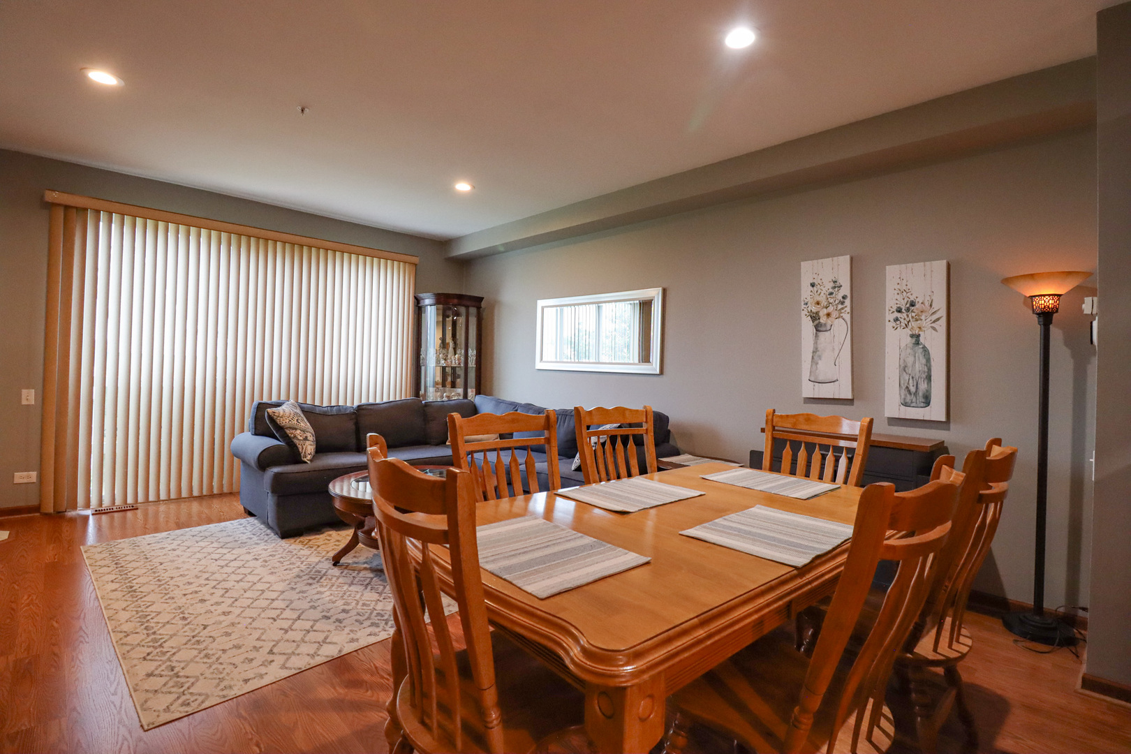2234 S Elizabeth Street, Lombard, IL 60148