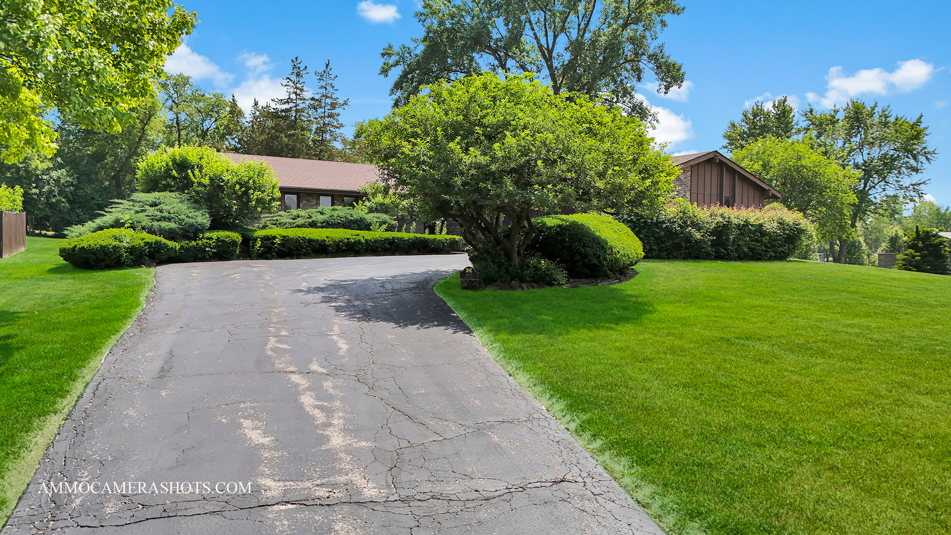 165 Harbor Drive, Lake Barrington, IL 60010