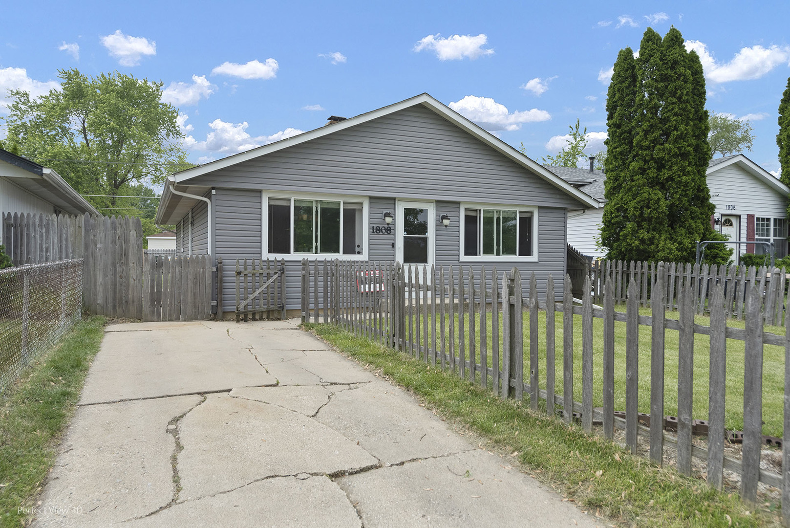 1808 Jethro Avenue, Zion, IL 60099