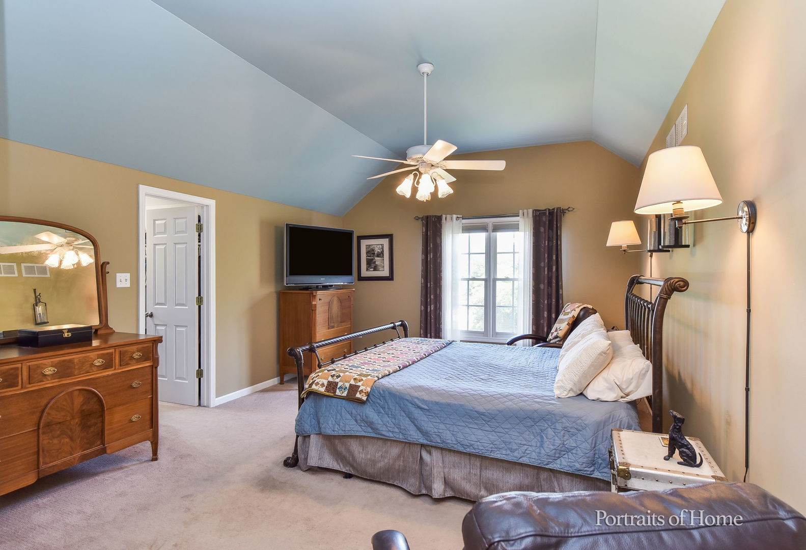 459 Waubonsee Circle, Oswego, IL 60543