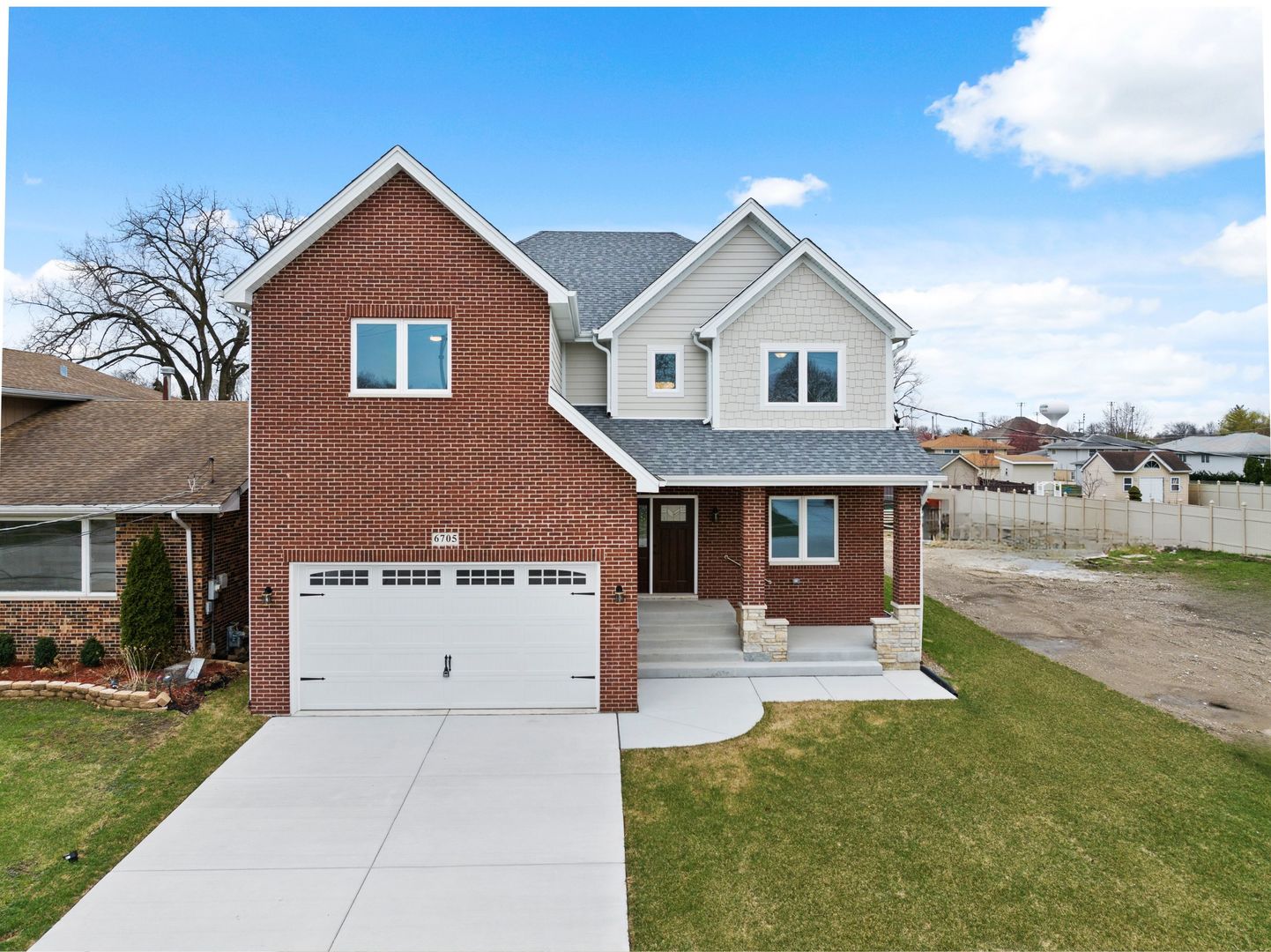 6705 W 91st Place, Oak Lawn, IL 60453