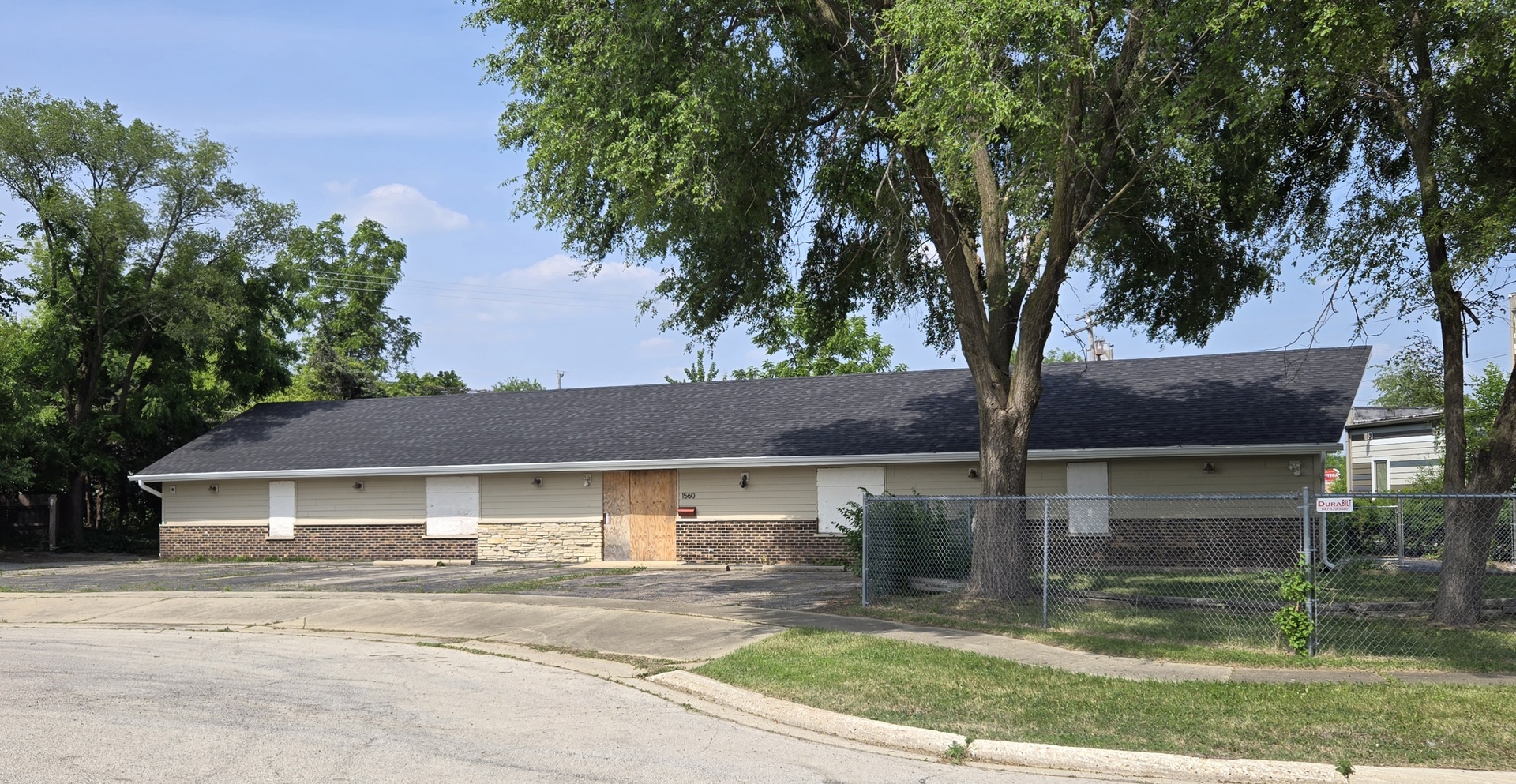 1560 Weatherstone Lane, Elgin, IL 60123