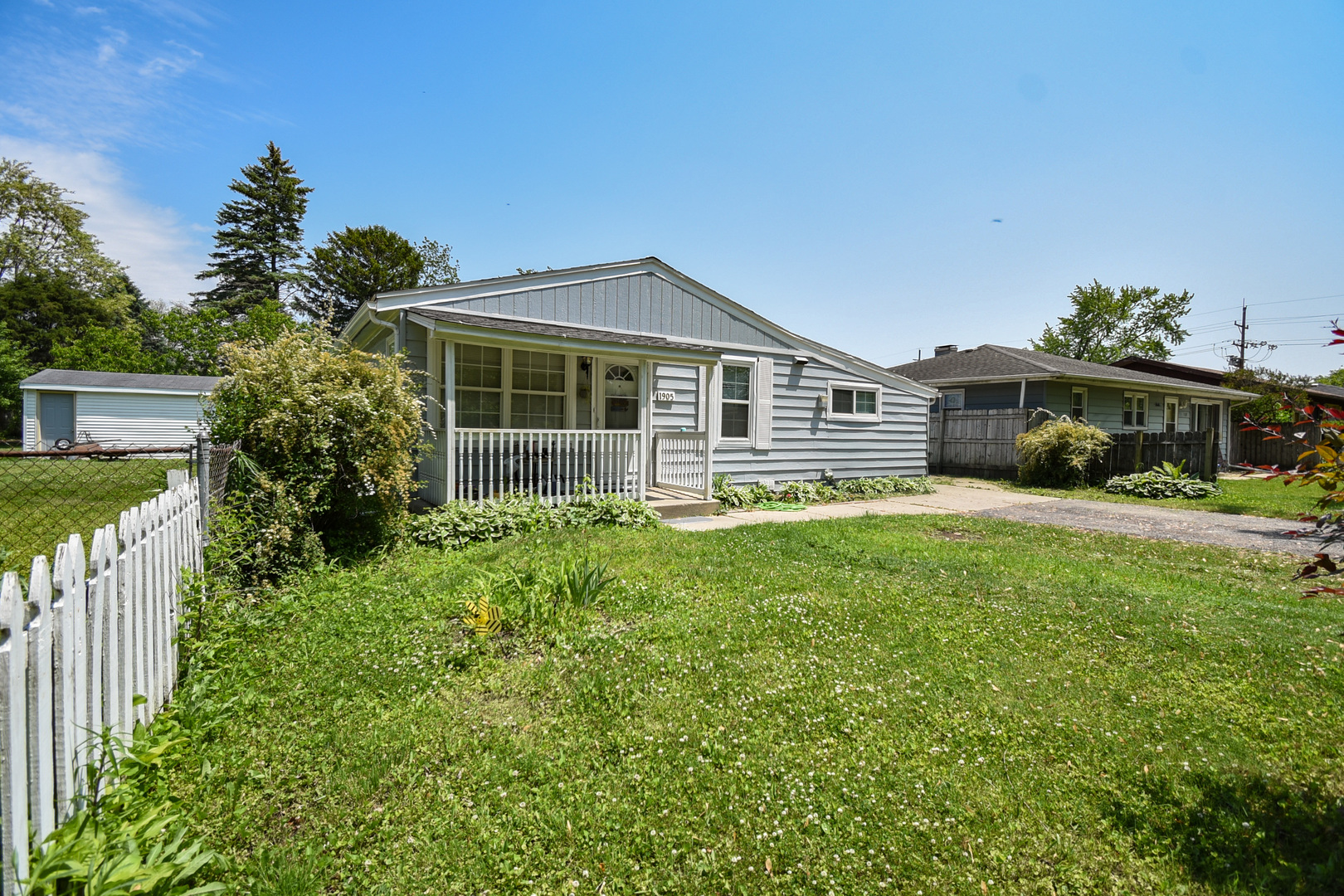 1905 Ezekiel Avenue, Zion, IL 60099