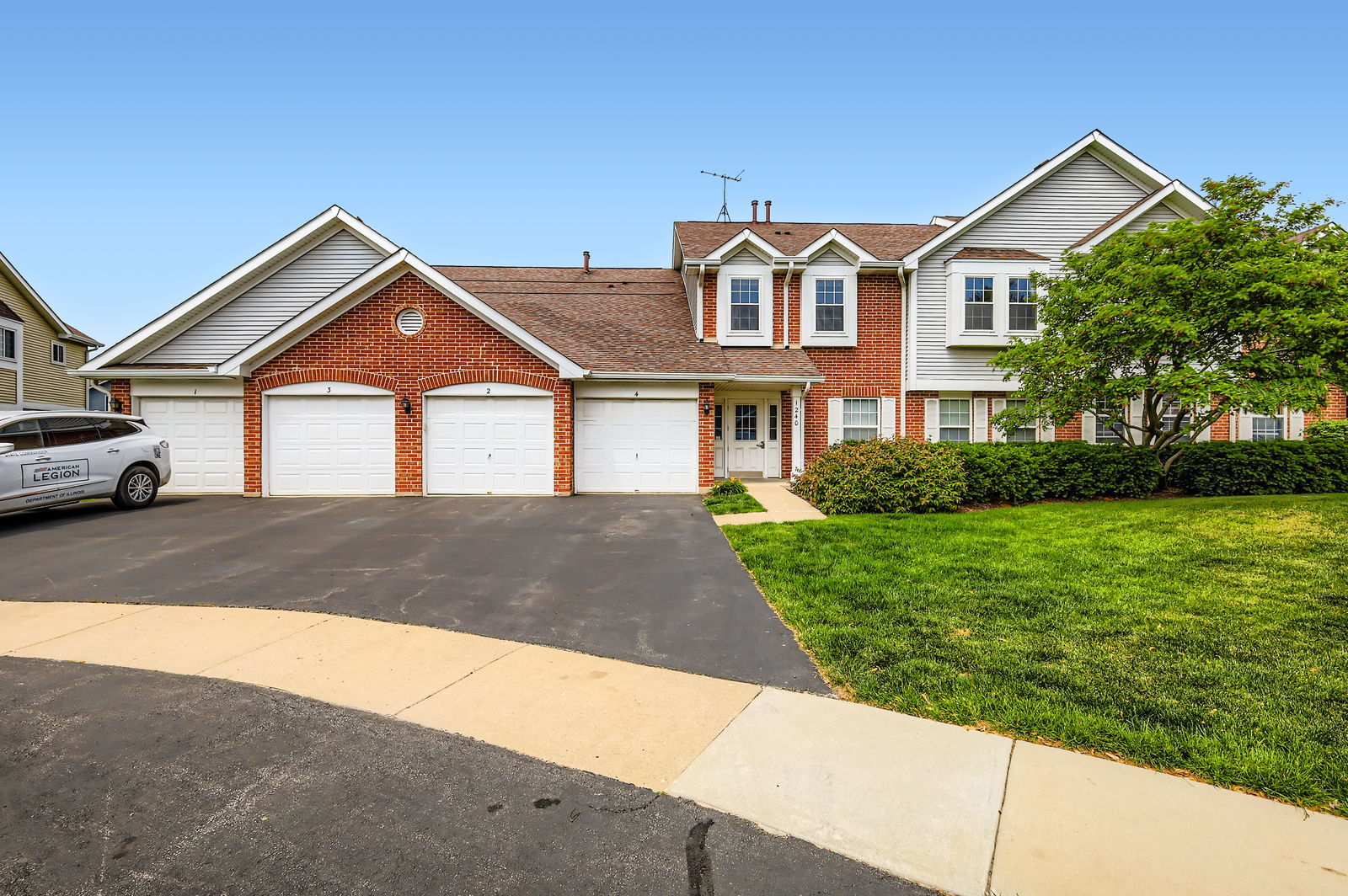 1240 Winfield Court #4, Roselle, IL 60172