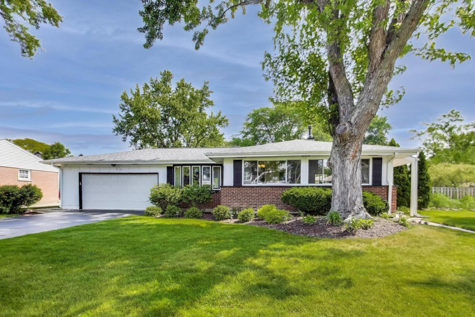 410 W Maude Avenue, Arlington Heights, IL 60004